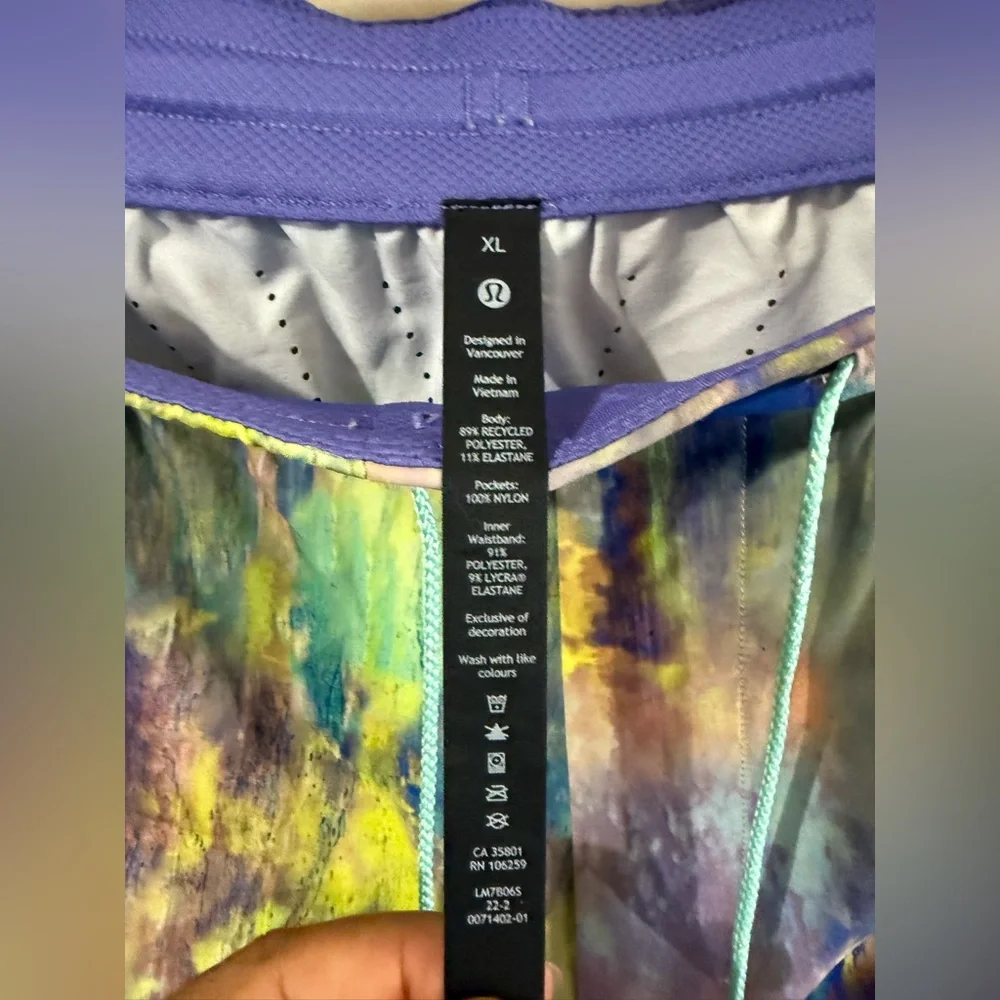 lululemon athletica Multicolor Men's Hybrid Shorts with Purple Pockets